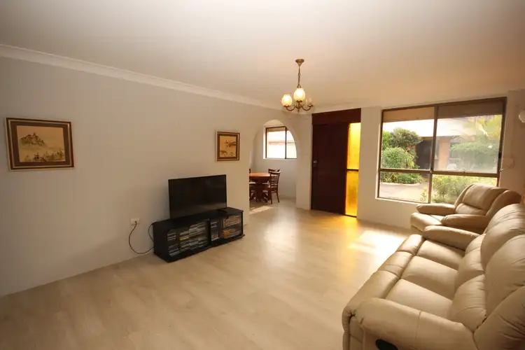 Fifth view of Homely unit listing, 4/12 Cross Street, Forster NSW 2428