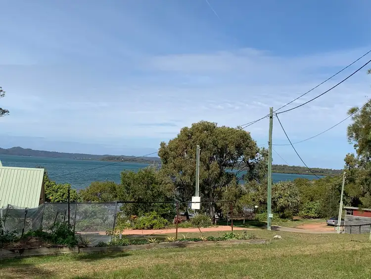 LOT 82, 31 Oomool Street, Macleay Island QLD 4184