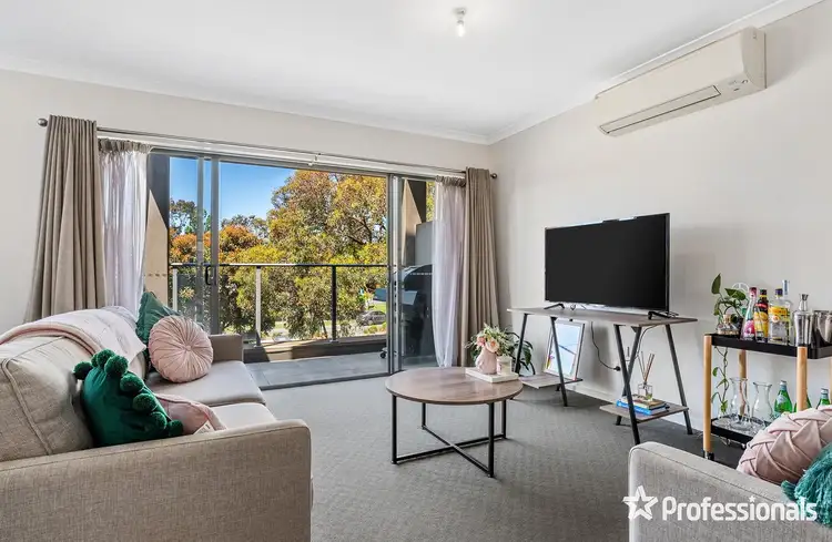 5 Lithgow Way, Mooroolbark VIC 3138
