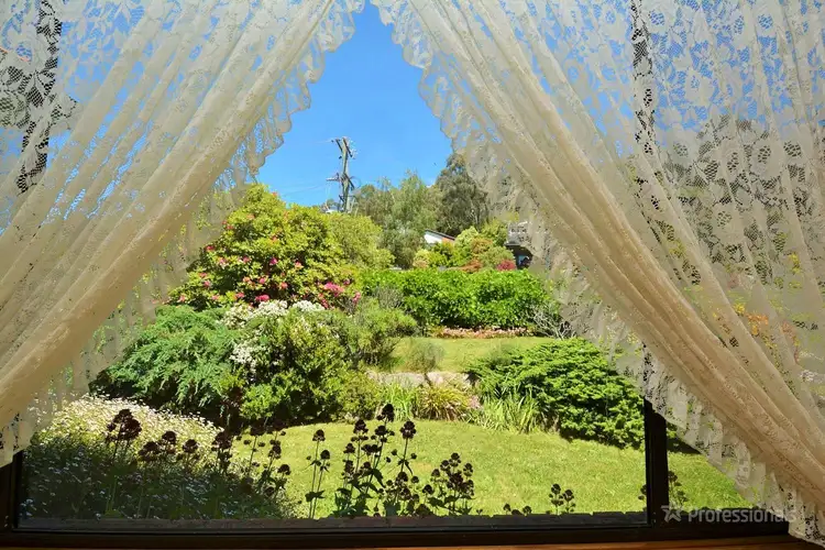 Fifth view of Homely house listing, 4 Hill Range Crescent, Lithgow NSW 2790
