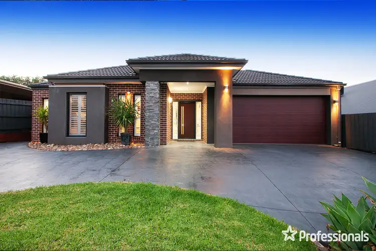 Third view of Homely house listing, 5 Empire Drive, Mooroolbark VIC 3138