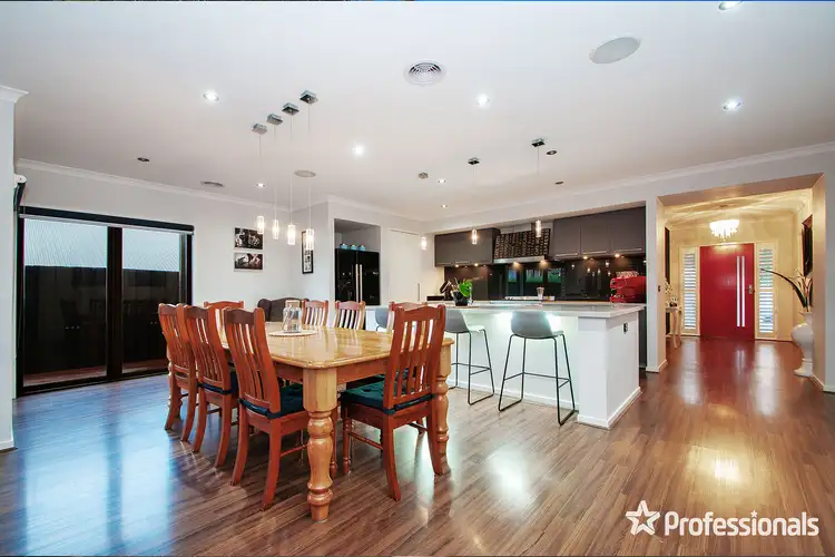 Sixth view of Homely house listing, 5 Empire Drive, Mooroolbark VIC 3138