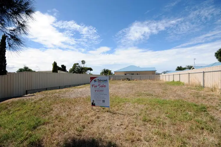 4 Burt Avenue, Goolwa North SA 5214
