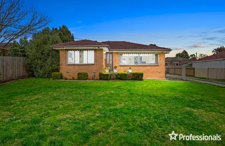 55 Croydondale Drive, Mooroolbark VIC 3138