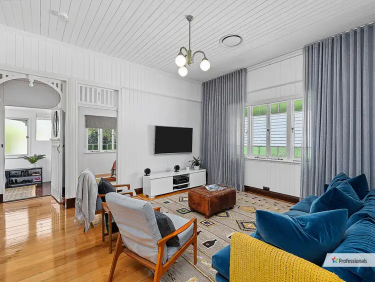 117 Waterworks Road, Ashgrove QLD 4060
