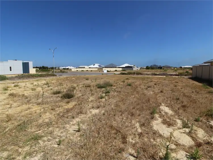 15 Hamelin Avenue, Jurien Bay WA 6516