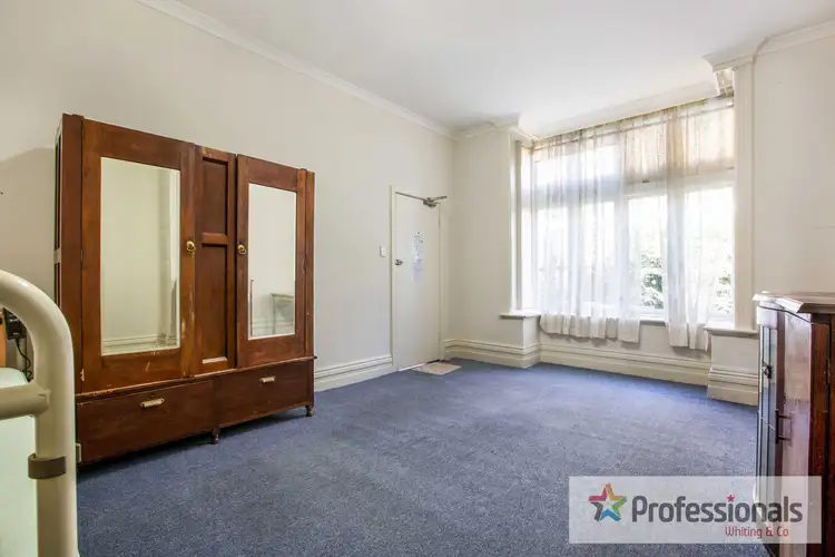 Sixth view of Homely block of units listing, 1-17/96 Tennyson Street, Elwood VIC 3184