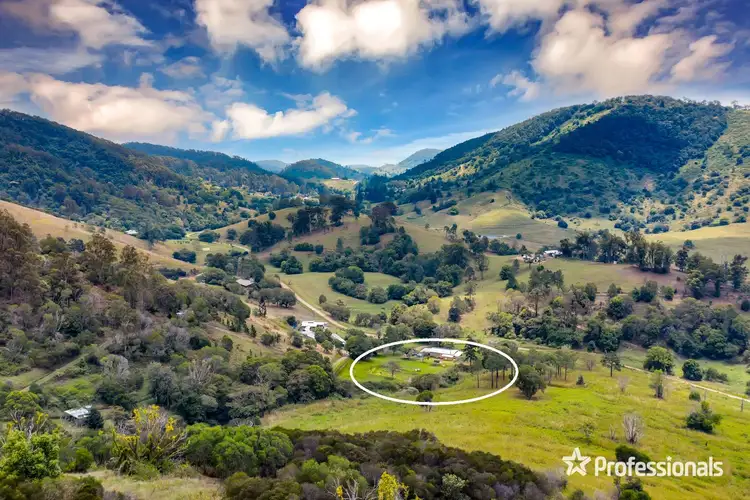 211 Mullins Creek Road, Goomboorian QLD 4570