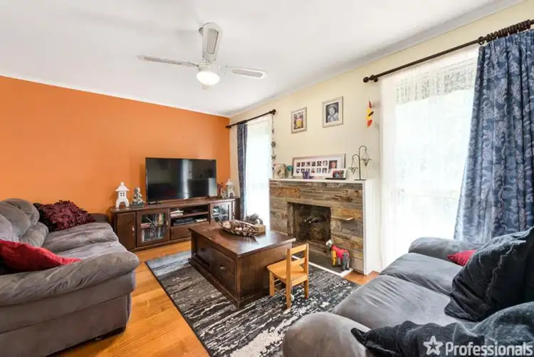 Third view of Homely house listing, 40 Dryden Concourse, Mooroolbark VIC 3138