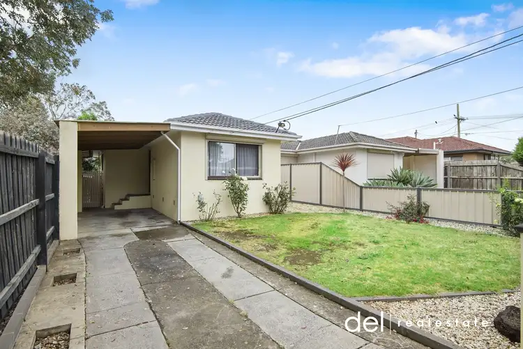 1/16 Wondalga Avenue, Dandenong North VIC 3175