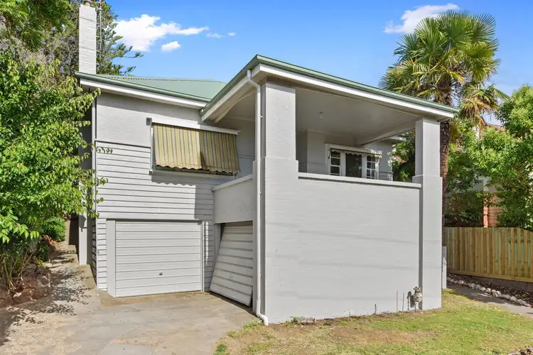 6 Echuca Street, Quarry Hill VIC 3550