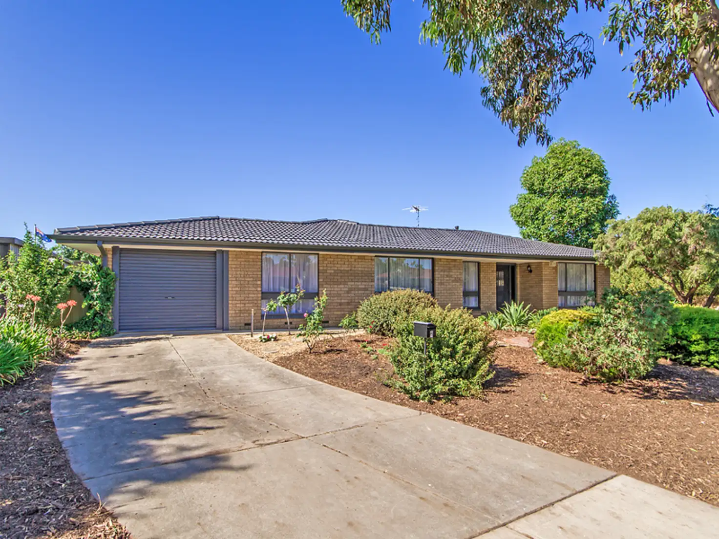 Main view of Homely house listing, 6 Raphael Court, Morphett Vale SA 5162