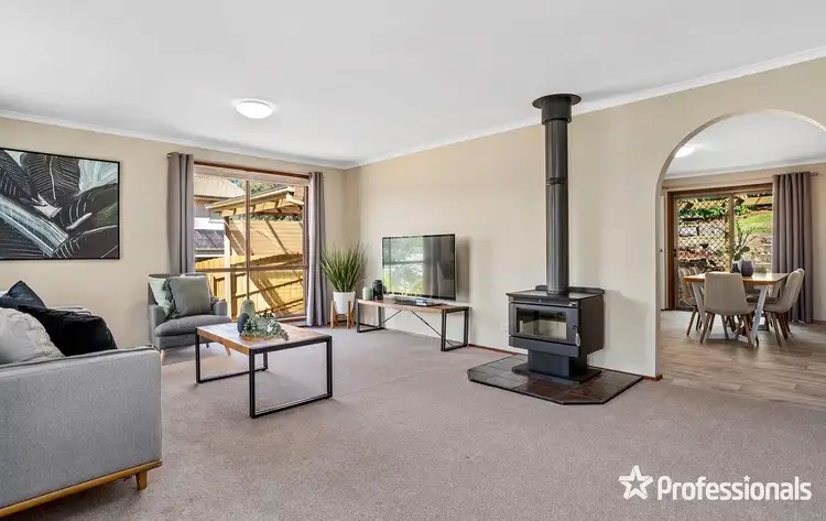 Sixth view of Homely house listing, 17 Penola Drive, Seville VIC 3139