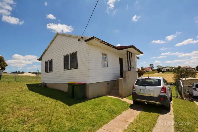 43 Oxley Street, Wallerawang NSW 2845
