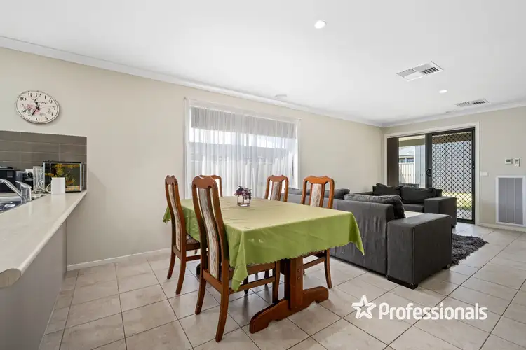 Fourth view of Homely house listing, 31 Kenna Street, Wodonga VIC 3690