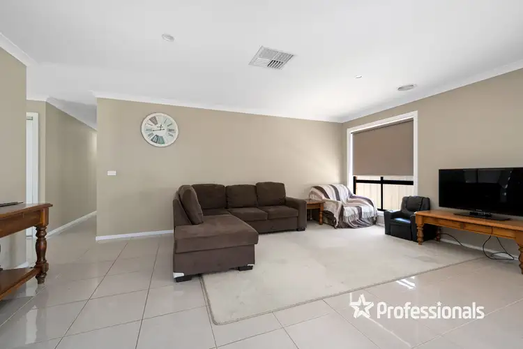 Second view of Homely house listing, 40 Inwood Crescent, Wodonga VIC 3690