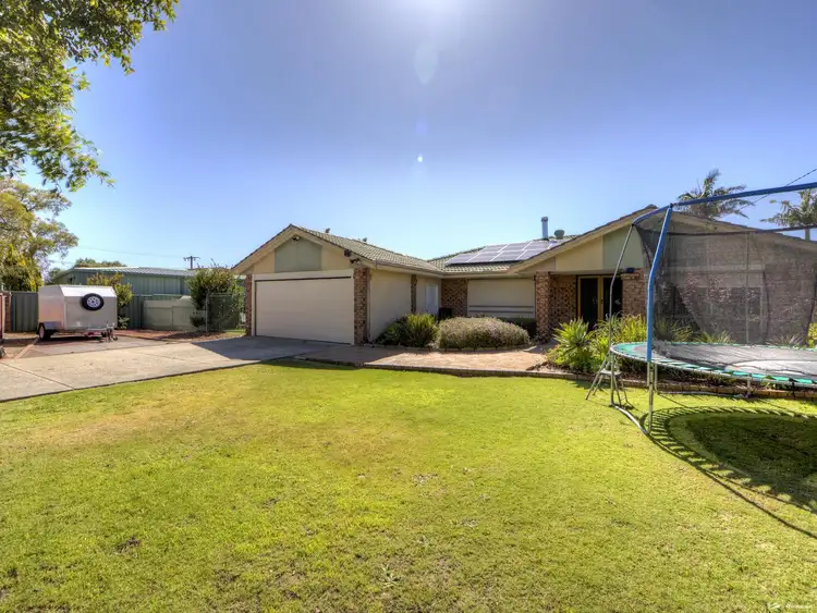 8 Hawkevale Road, High Wycombe WA 6057