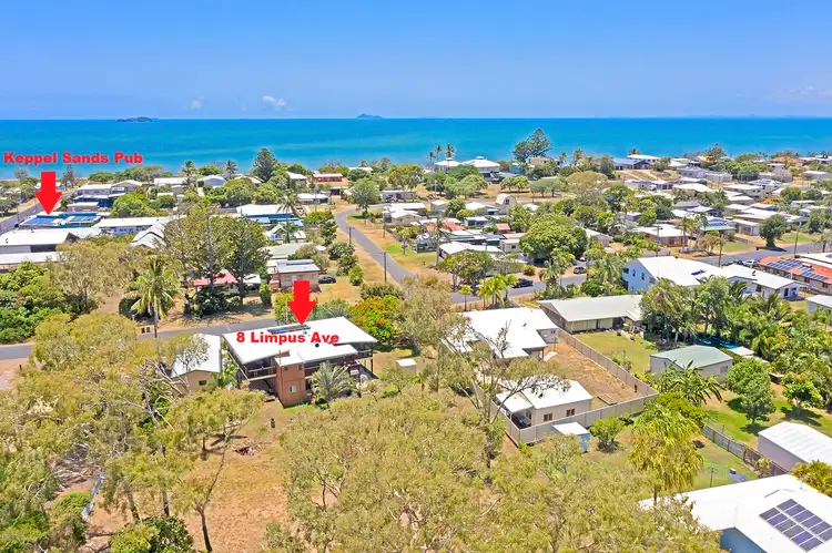 8 Limpus Avenue, Keppel Sands QLD 4702
