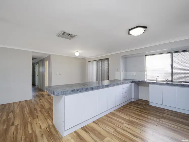 Seventh view of Homely house listing, 4 Aroona Way, Maddington WA 6109