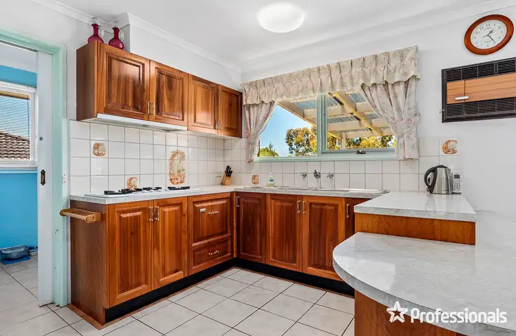 Second view of Homely house listing, 6 Autumn Grove, Mooroolbark VIC 3138
