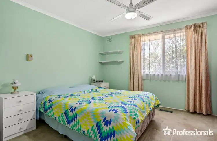 Fifth view of Homely house listing, 6 Autumn Grove, Mooroolbark VIC 3138
