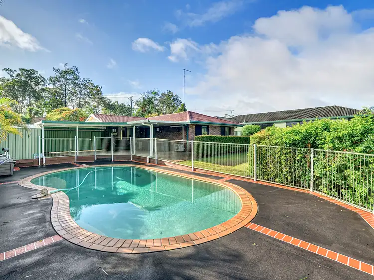 56 Parkroyal Crescent, Regents Park QLD 4118