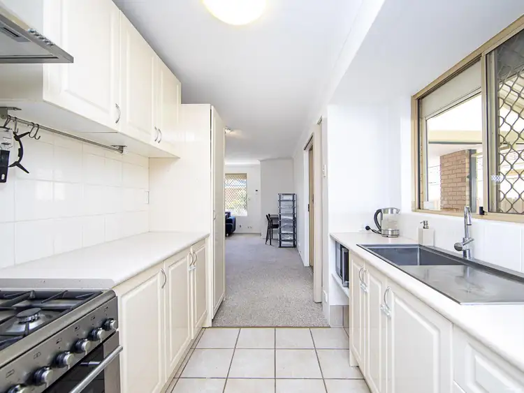 Fourth view of Homely house listing, 5/12 Auric Place, Maddington WA 6109