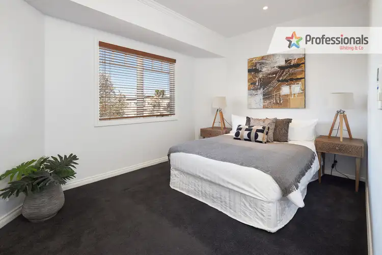 Fifth view of Homely townhouse listing, 5/17 Byrne Avenue, Elwood VIC 3184