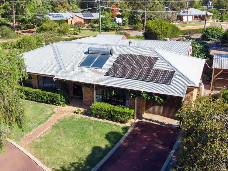 99 Sadler Drive, Maida Vale WA 6057