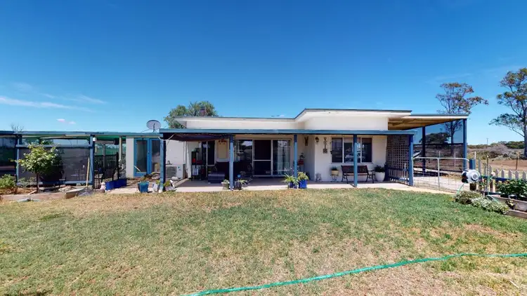 184 Murray Valley Highway, Lake Boga VIC 3584