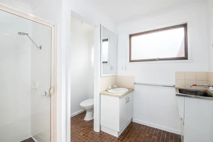 Fifth view of Homely unit listing, 10 Langi Street, Shepparton VIC 3630