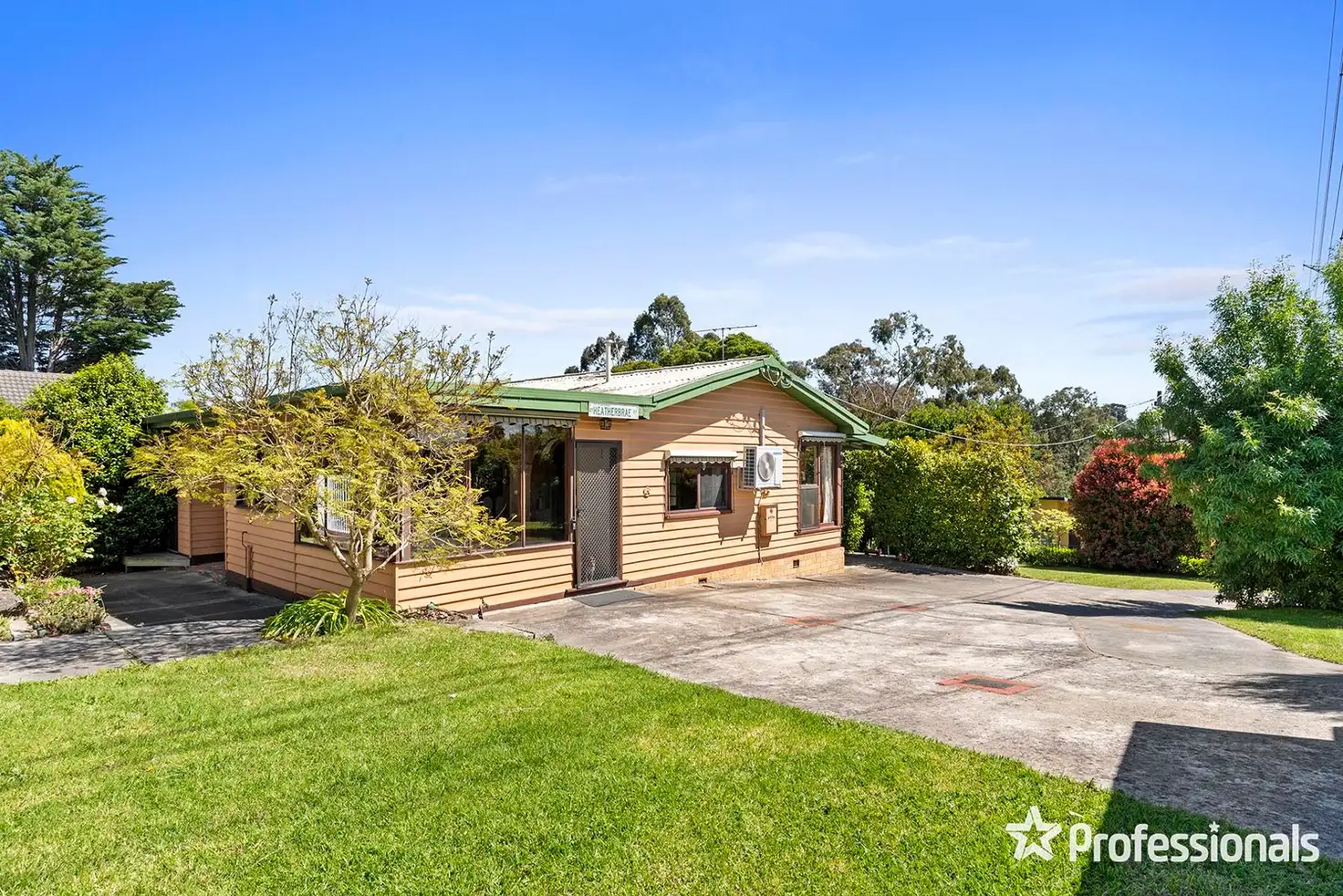 Main view of Homely house listing, 21 Heatherbrae Avenue West, Ringwood VIC 3134