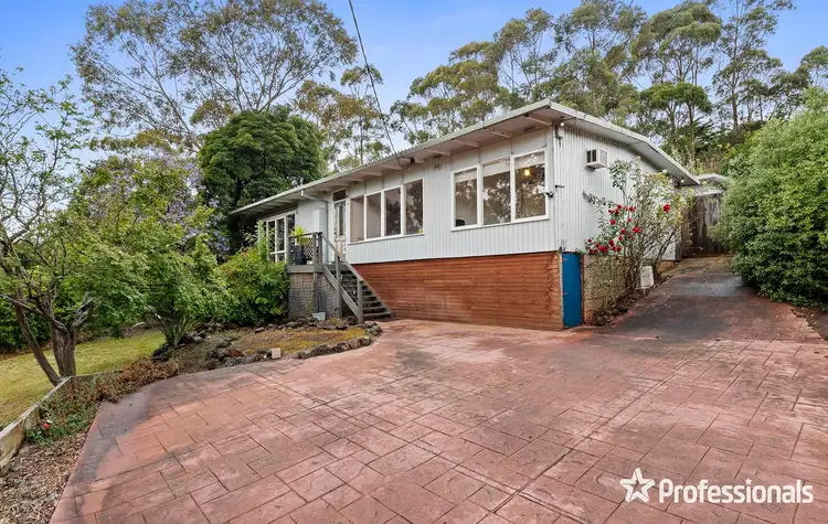 6 Kingswood Drive, Chirnside Park VIC 3116