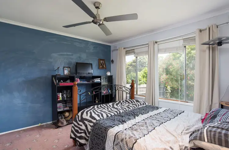 Fourth view of Homely house listing, 34 Geoffrey Drive, Kilsyth VIC 3137