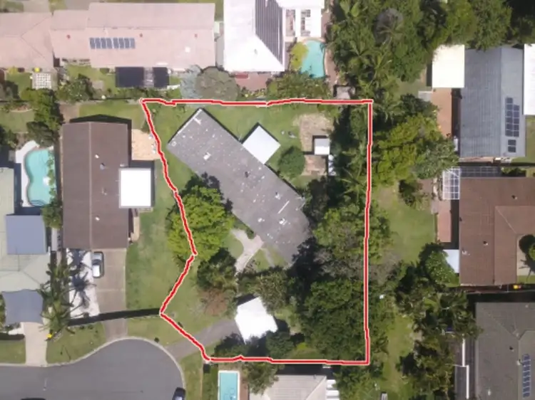 10 Crinkle Court, Southport QLD 4215