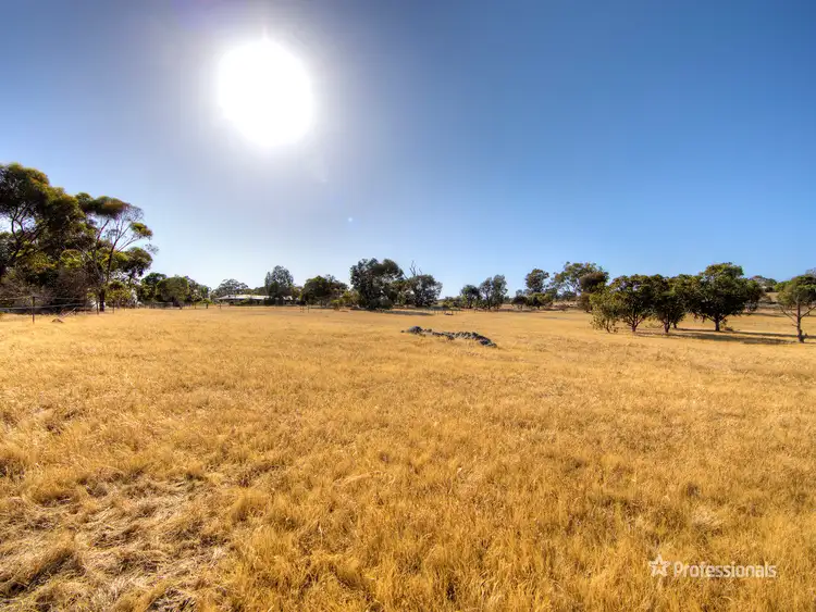 Sixth view of Homely house listing, 8 Avro Anson Road, Mokine WA 6401