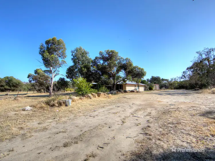 Seventh view of Homely house listing, 8 Avro Anson Road, Mokine WA 6401