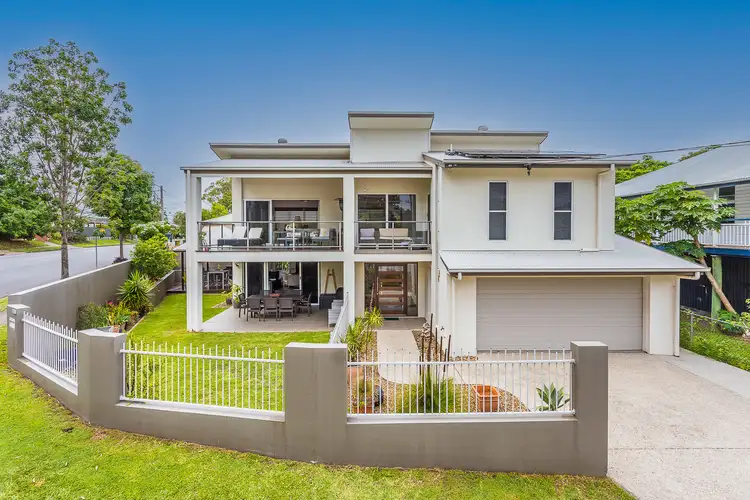 121 Southerden Street, Sandgate QLD 4017