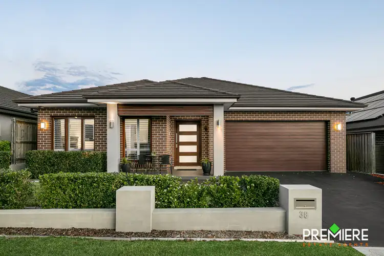 38 The Hermitage Way, Gledswood Hills NSW 2557