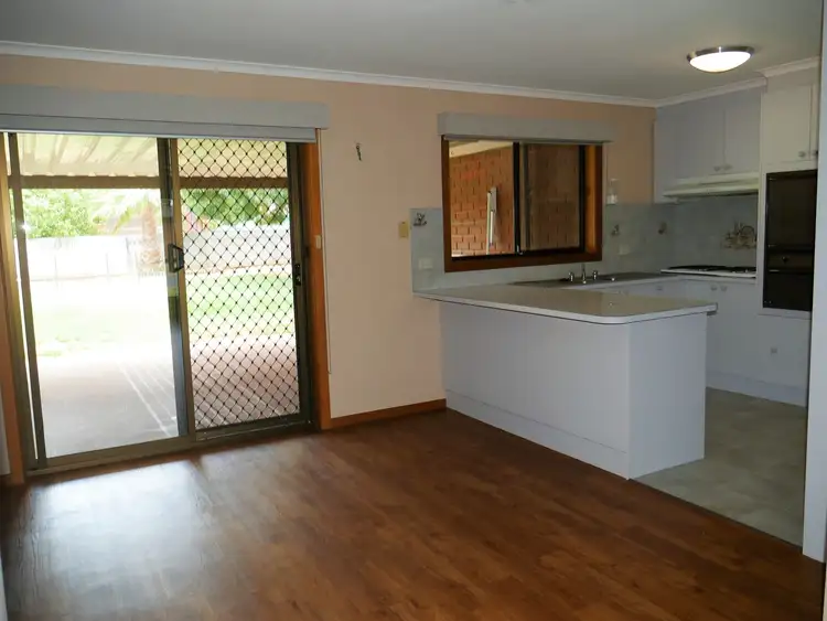 Fifth view of Homely house listing, 2 Hawking Court, Mooroopna VIC 3629
