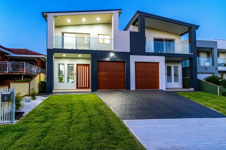 8 Harford Avenue, East Hills NSW 2213
