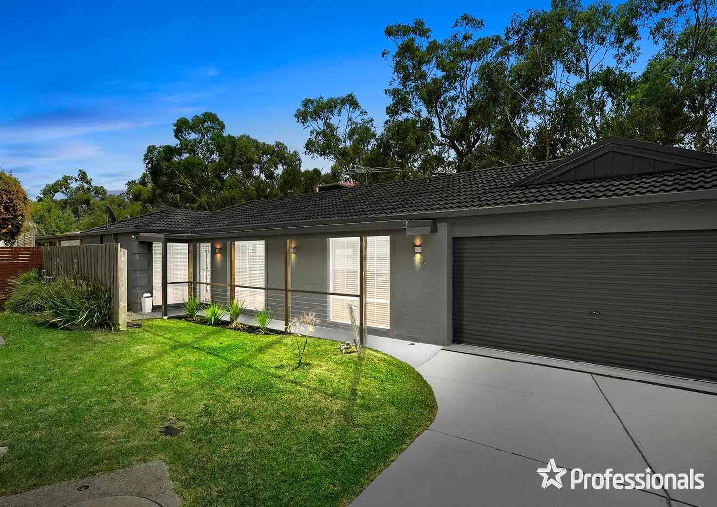 Main view of Homely house listing, 10 Charlwood Drive, Mooroolbark VIC 3138