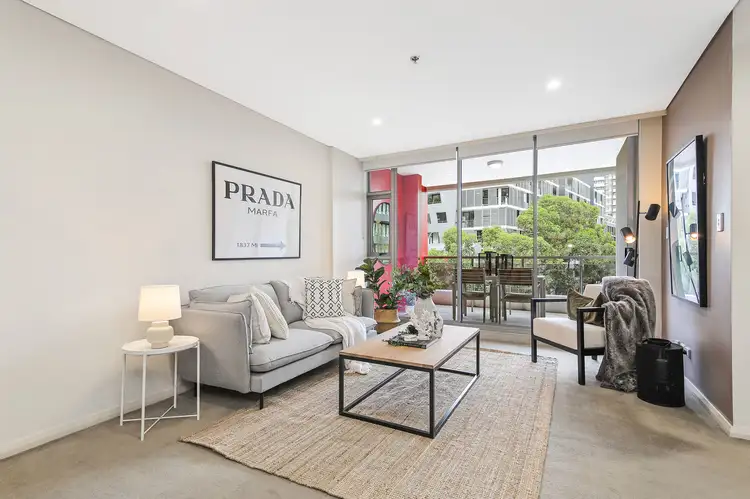327/2-4 Lachlan Street, Waterloo NSW 2017