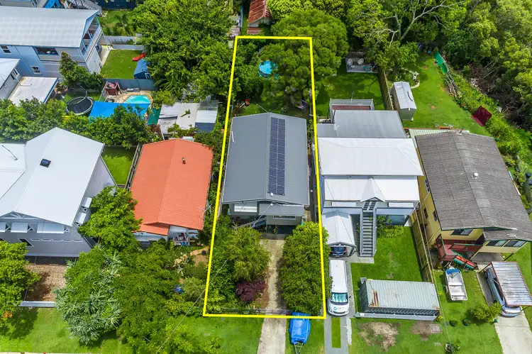 40 Raymond Street, Shorncliffe QLD 4017