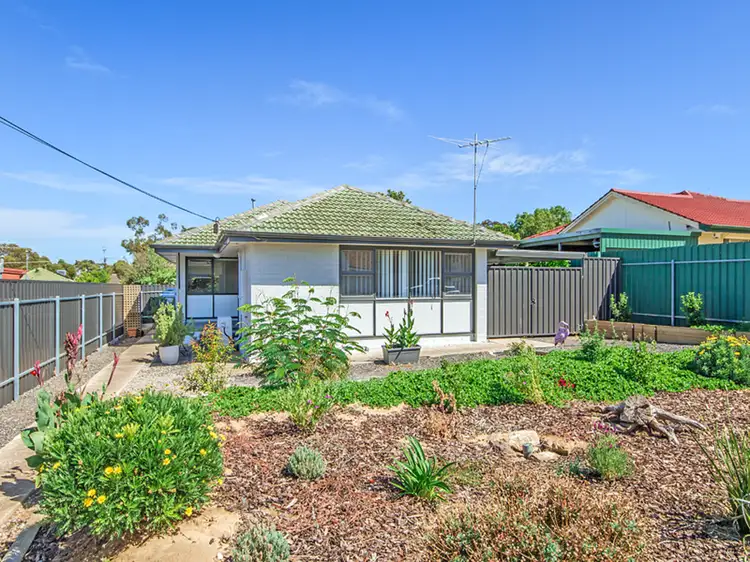 11 Brendan Street, Christie Downs SA 5164