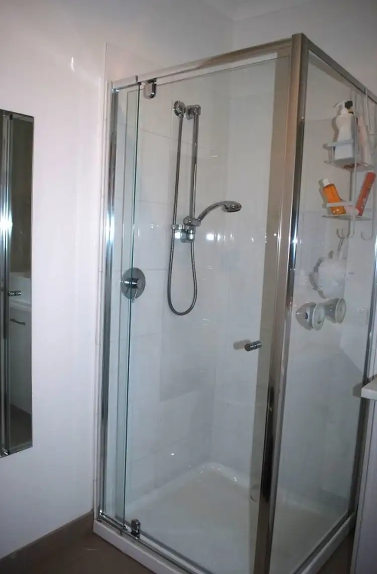 Seventh view of Homely house listing, 2/26 Glenlyon Avenue, Shepparton VIC 3630