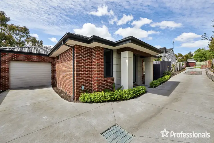 2/41 Eothen Lane, Kilsyth VIC 3137
