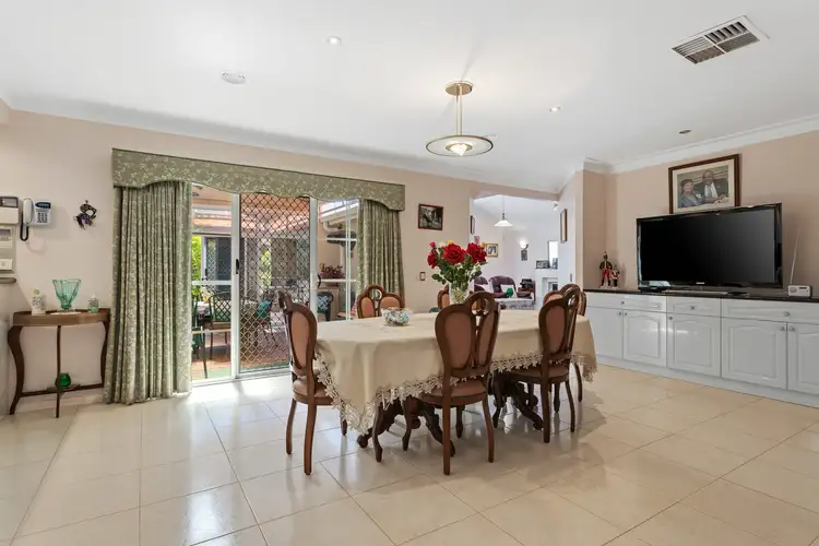 Fifth view of Homely house listing, 20 Balonne Close, Taylors Lakes VIC 3038