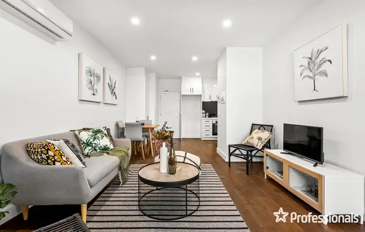Main view of Homely unit listing, 10/5-7 Browns Avenue, Ringwood VIC 3134