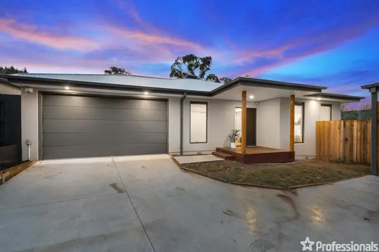 Main view of Homely townhouse listing, 5A Yates Court, Mooroolbark VIC 3138